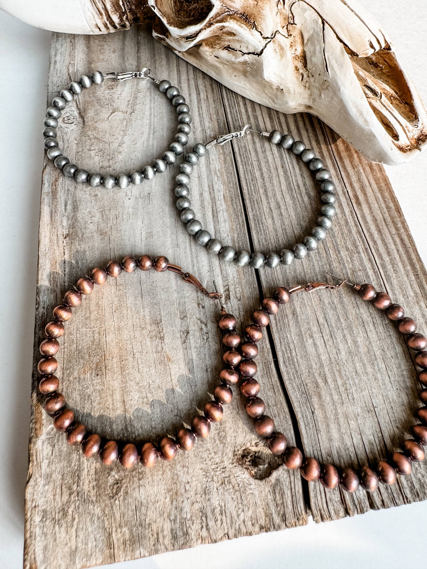 NAVAJO PEARL HOOPS