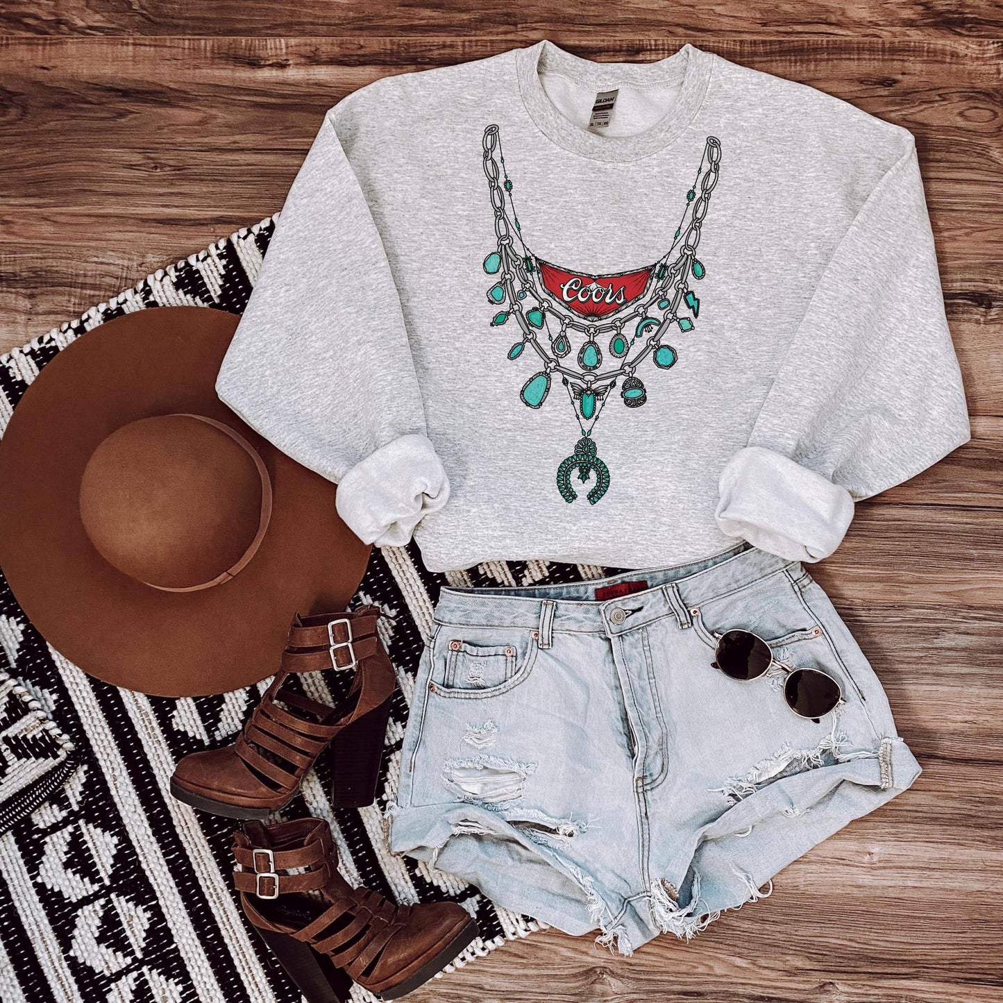 TURQUOISE NECKLACE