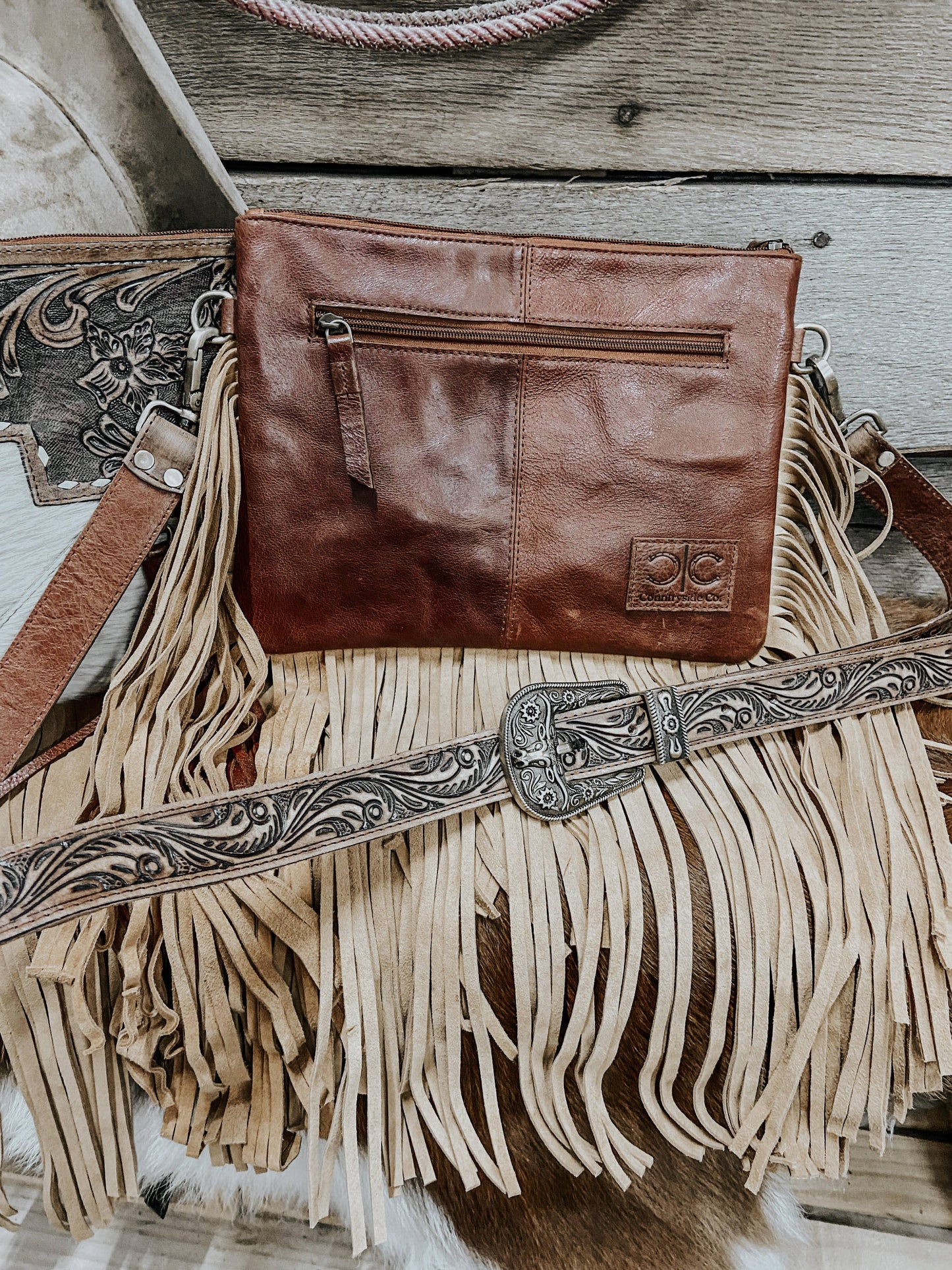 TOOLED CROSSBODY
