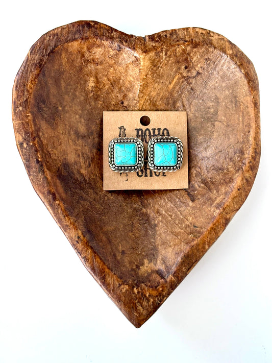 STONE SQUARE STUDS